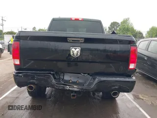 2013 Ram 1500 Express z VIN 1C6RR6KT2DS617294, wystawiony jako IAAI lot #42031712 z przebiegiem 188 723 mil mil oraz . Historia ofert i sprzedaży dostępna na DreamBid. Obrazek 16.