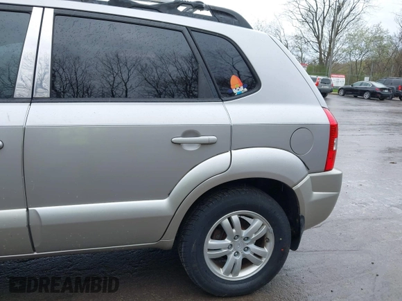 2006 Hyundai Tucson GLS with VIN KM8JN12D86U453274, listed as a IAAI auction lot 42095775 with 144,076 mi miles. Bid and sale history available at carsss.com. Image 13.