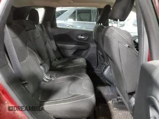 2016 Jeep Cherokee Latitude with VIN 1C4PJMCS5GW332054, listed as a Copart auction lot 86542394 with 109,639 mi miles and Salvage title. Bid and sale history available at DreamBid. Image 12.