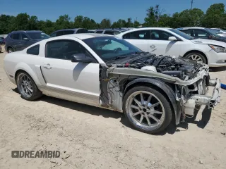 2007 Ford Mustang GT Deluxe with VIN 1ZVHT82H475311629, listed as a Copart auction lot 61920705 with 111,557 mi miles and Clean title. Bid and sale history available at DreamBid. Image 4.