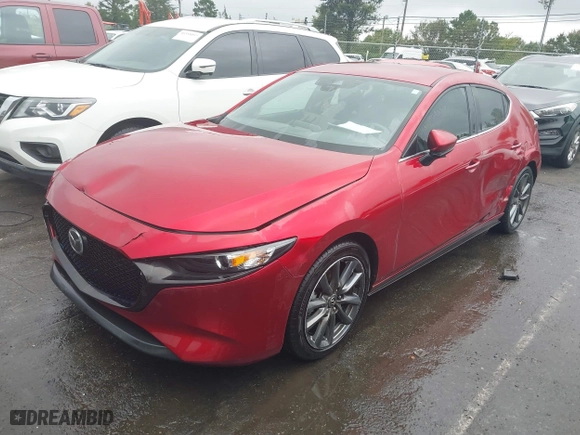 2019 Mazda Mazda3 Hatchback w/Preferred Pkg with VIN JM1BPAMM2K1135386, listed as a IAAI auction lot 40367062 with 9,999 mi miles. Bid and sale history available at carsss.com. Image 18.