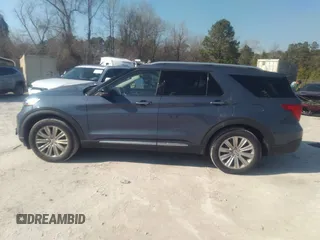 2021 Ford Explorer Limited with VIN 1FMSK7FH1MGB28233, listed as a IAAI auction lot 41645930 with 51,329 mi miles. Bid and sale history available at carsss.com. Image 14.