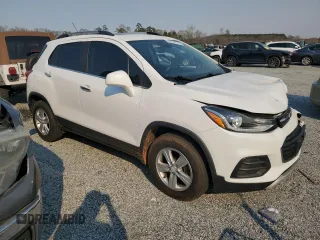 2017 Chevrolet Trax LT with VIN 3GNCJPSB8HL262677, listed as a Copart auction lot 50764145 with 84,302 mi miles and Salvage Title. Bid and sale history available at carsss.com. Image 4.