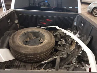 2020 Ford F-150 XL z VIN 1FTEW1E41LFA96440, wystawiony jako IAAI lot #41603984 z przebiegiem 74 490 mil mil oraz . Historia ofert i sprzedaży dostępna na DreamBid. Obrazek 12.