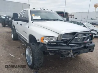 2004 Dodge 2500 SLT with VIN 3D3KU28CX4G183438, listed as a IAAI auction lot 41162434 with 289,184 mi miles. Bid and sale history available at carsss.com. Image 1.