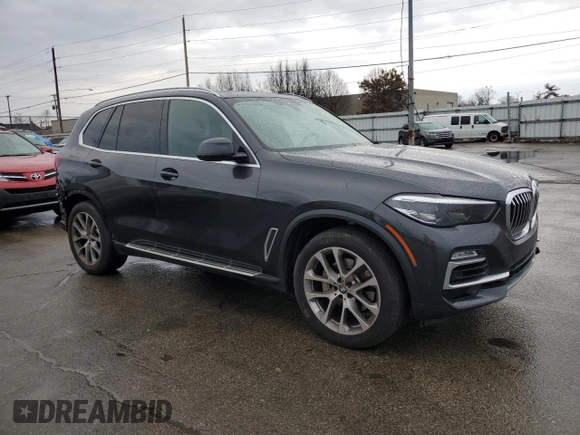 2021 BMW X5 xDrive40i with VIN 5UXCR6C06M9E62650, listed as a Copart auction lot 40064293 with 28,645 mi miles. Bid and sale history available at carsss.com. Image 4.