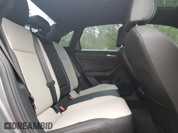 2019 Volkswagen Jetta SEL z VIN 3VWE57BU7KM275491, wystawiony jako Copart lot #61623725 z przebiegiem 107 071 mil mil oraz Szkoda całkowita • Salvage title. Historia ofert i sprzedaży dostępna na DreamBid. Obrazek 10.