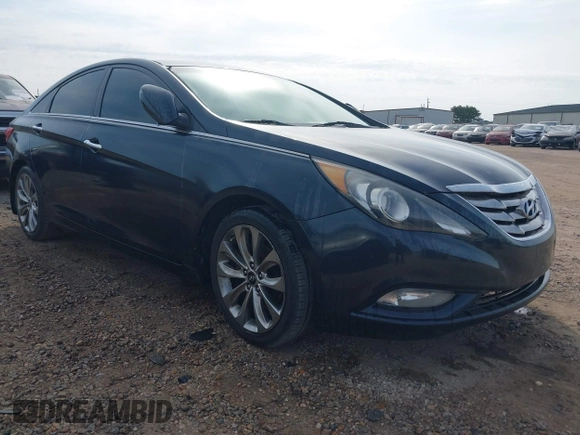 2012 Hyundai Sonata SE with VIN 5NPEC4AB9CH444313, listed as a IAAI auction lot 42068568 with 133,494 mi miles and . Bid and sale history available at carsss.com. Image 1.