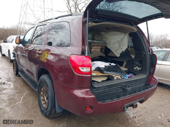 2008 Toyota Sequoia SR5 with VIN 5TDBY64A18S016529, listed as a IAAI auction lot 41051438 with 161,484 mi miles. Bid and sale history available at carsss.com. Image 3.