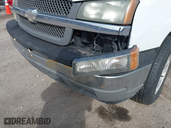 2006 Chevrolet Silverado 1500 Work Truck with VIN 1GCEK14XX6Z282116, listed as a IAAI auction lot 41864276 with 227,306 mi miles. Bid and sale history available at carsss.com. Image 12.