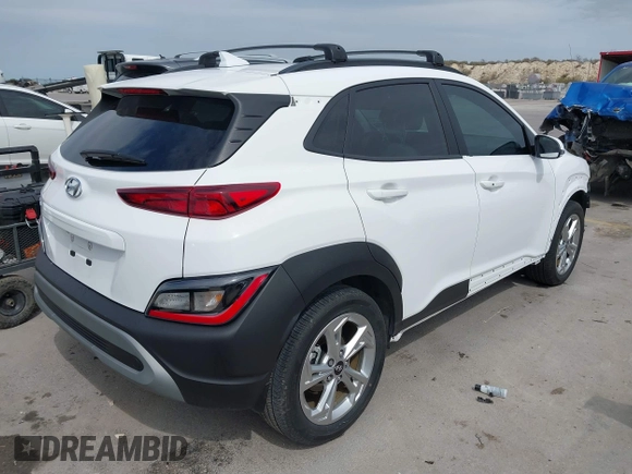 2022 Hyundai Kona SEL with VIN KM8K62AB8NU758652, listed as a IAAI auction lot 41692410 with 10,732 mi miles. Bid and sale history available at carsss.com. Image 4.