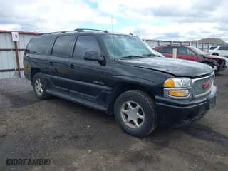 2003 GMC Yukon XL Denali with VIN 1GKFK66U33J337041, listed as a IAAI auction lot 41993603 with NaN miles. Bid and sale history available at carsss.com. Image 1.