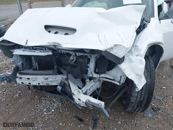 2019 Dodge Challenger GT with VIN 2C3CDZJG1KH708679, listed as a IAAI auction lot 40426100 with 52,949 mi miles. Bid and sale history available at carsss.com. Image 6.