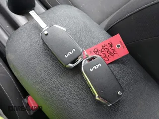 2023 Kia Forte LXS z VIN 3KPF24AD9PE657457, wystawiony jako IAAI lot #42242569 z przebiegiem 11 250 mil mil oraz . Historia ofert i sprzedaży dostępna na DreamBid. Obrazek 11.