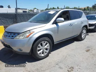2004 Nissan Murano SL z VIN JN8AZ08T24W222149, wystawiony jako IAAI lot #42304029 z przebiegiem 166 130 mil mil oraz . Historia ofert i sprzedaży dostępna na DreamBid. Obrazek 2.