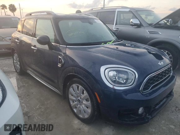 2018 MINI Countryman Cooper S with VIN WMZYT3C37J3E93910, listed as a Copart auction lot 74038734 with 0 mi miles and Salvage Title. Bid and sale history available at carsss.com. Image 4.