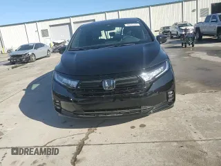 2024 Honda Odyssey Sport with VIN 5FNRL6H74RB057822, listed as a Copart auction lot 43315985 with 10,903 mi miles and Salvage Title. Bid and sale history available at DreamBid. Image 11.