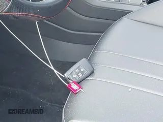 2023 Volkswagen Tiguan SE z VIN 3VVNB7AX5PM064693, wystawiony jako IAAI lot #42033011 z przebiegiem 38 220 mil mil oraz . Historia ofert i sprzedaży dostępna na DreamBid. Obrazek 11.