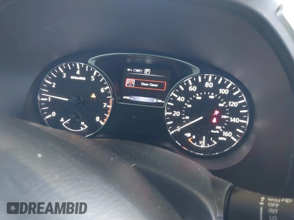 2018 Nissan Pathfinder SL with VIN 5N1DR2MM4JC654432, listed as a IAAI auction lot 41710263 with 67,901 mi miles. Bid and sale history available at carsss.com. Image 7.
