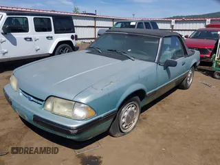 1989 Ford Mustang with VIN 1FABP44A9KF162813, listed as a IAAI auction lot 42194217 with 56,132 mi miles and . Bid and sale history available at DreamBid. Image 2.