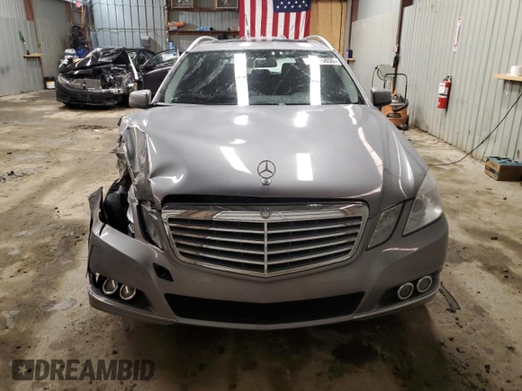 2011 Mercedes-Benz E 350 Luxury with VIN WDDHH8HB0BA281543, listed as a Copart auction lot 46035855 with 185,098 mi miles and Salvage Title. Bid and sale history available at DreamBid. Image 5.