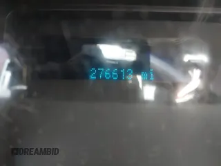 2011 Ford F-250 XL с VIN 1FT7X2B66BEB10807, выставлен на аукционе IAAI как лот 42276935 с пробегом 276 613 миль миль и . История ставок и продаж доступна на DreamBid. Изображение 16.