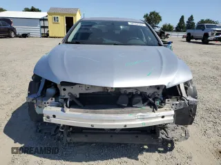 2017 Acura TLX with VIN 19UUB1F3XHA001490, listed as a Copart auction lot 58443345 with 92,609 mi miles and Salvage title. Bid and sale history available at DreamBid. Image 5.