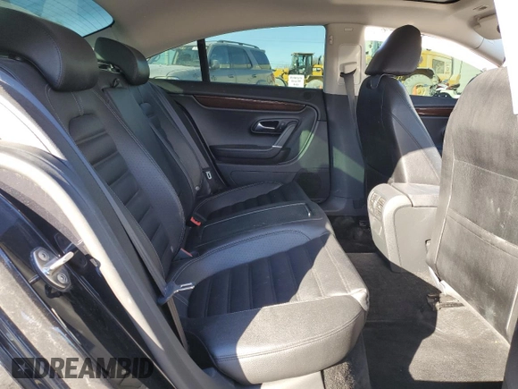 2012 Volkswagen CC Lux Plus z VIN WVWHP7AN4CE552626, wystawiony jako Copart lot #89023155 z przebiegiem 82 592 mil mil oraz Szkoda całkowita • Salvage title. Historia ofert i sprzedaży dostępna na DreamBid. Obrazek 10.
