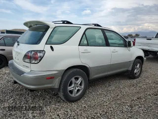 2002 Lexus RX 300 with VIN JTJGF10U620139619, listed as a Copart auction lot 71085684 with 218,040 mi miles and Salvage Title. Bid and sale history available at carsss.com. Image 3.