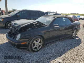 2002 Mercedes-Benz CLK 55 AMG with VIN WDBLK74GX2T093407, listed as a Copart auction lot 42974935 with 123,941 mi miles and Salvage Title. Bid and sale history available at DreamBid. Image 1.