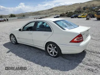 2007 Mercedes-Benz C 230 Sport with VIN WDBRF52H37F916909, listed as a Copart auction lot 52829765 with 152,660 mi miles and Salvage Title. Bid and sale history available at DreamBid. Image 2.