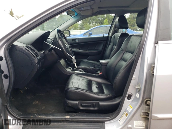 2005 Honda Accord EX-L z VIN 1HGCM56885A026845, wystawiony jako Copart lot #55344405 z przebiegiem 221 307 mil mil oraz Szkoda całkowita • Salvage title. Historia ofert i sprzedaży dostępna na DreamBid. Obrazek 7.