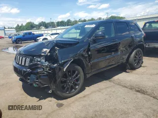 2018 Jeep Grand Cherokee Altitude z VIN 1C4RJFAG7JC103015, wystawiony jako Copart lot #64260375 z przebiegiem 105 765 mil mil oraz Szkoda całkowita • Salvage title. Historia ofert i sprzedaży dostępna na DreamBid. Obrazek 1.