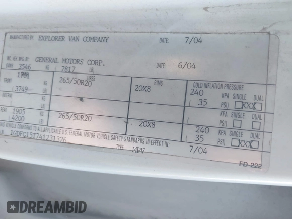 2004 GMC Savana Cargo Van YF7 Upfitter with VIN 1GDFG15T741231326, listed as a IAAI auction lot 41114249 with 291,492 mi miles. Bid and sale history available at carsss.com. Image 9.