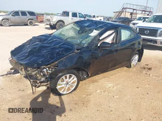 2018 Mazda 3 Sport z VIN 3MZBN1U76JM172939, wystawiony jako IAAI lot #42189372 z przebiegiem Nie podano mil oraz . Historia ofert i sprzedaży dostępna na DreamBid. Obrazek 2.