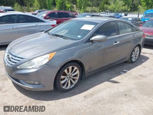 2013 Hyundai Sonata Limited with VIN 5NPEC4AC3DH683978, listed as a IAAI auction lot 42194847 with 138,995 mi miles and . Bid and sale history available at DreamBid. Image 2.