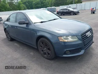 2011 Audi A4 Premium z VIN WAUAFAFL5BN024517, wystawiony jako IAAI lot #42289612 z przebiegiem 85 501 mil mil oraz . Historia ofert i sprzedaży dostępna na DreamBid. Obrazek 1.