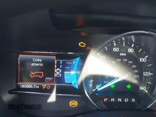2019 Ford Explorer XLT z VIN 1FM5K7D85KGA73010, wystawiony jako IAAI lot #42397982 z przebiegiem 80 885 mil mil oraz . Historia ofert i sprzedaży dostępna na DreamBid. Obrazek 7.