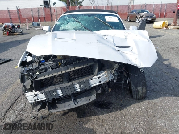 2020 Ford Mustang EcoBoost z VIN 1FATP8UH0L5134222, wystawiony jako IAAI lot #41477417 z przebiegiem 40 698 mil mil oraz . Historia ofert i sprzedaży dostępna na DreamBid. Obrazek 6.