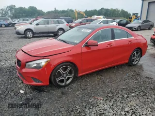 2014 Mercedes-Benz CLA 250 with VIN WDDSJ4EB6EN034421, listed as a Copart auction lot 60535235 with 111,970 mi miles and Salvage title. Bid and sale history available at DreamBid. Image 1.