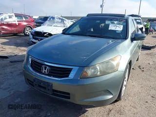 2008 Honda Accord EX-L z VIN 1HGCP26828A162219, wystawiony jako IAAI lot #41208788 z przebiegiem 243 006 mil mil oraz . Historia ofert i sprzedaży dostępna na DreamBid. Obrazek 17.