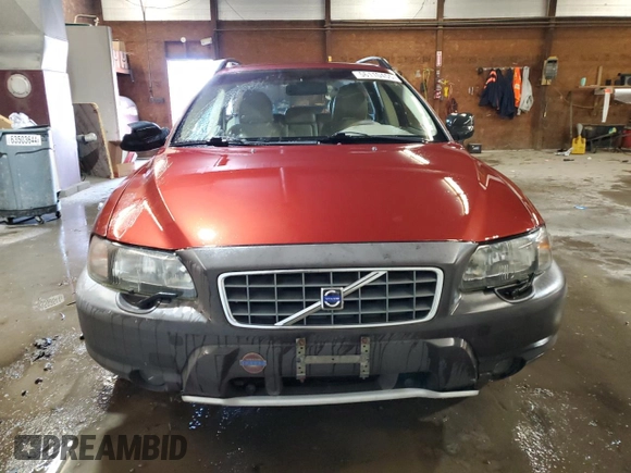 2001 Volvo V70 с VIN YV1SZ58D711038026, выставлен на аукционе Copart как лот 56110455 с пробегом 240 309 миль миль и Списание • Salvage title. История ставок и продаж доступна на DreamBid. Изображение 5.