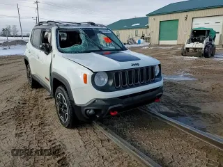 2015 Jeep Renegade Trailhawk with VIN ZACCJBCT0FPC19412, listed as a Copart auction lot 52428395 with 274,497 mi miles and Clean Title. Bid and sale history available at DreamBid. Image 14.