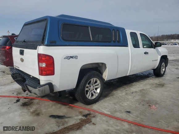 2007 Chevrolet Silverado 1500 LT w/1LT with VIN 1GCEC19J27E539831, listed as a Copart auction lot 45889075 with 200,780 mi miles and Clean Title. Bid and sale history available at carsss.com. Image 3.