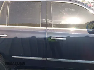 2019 Cadillac Escalade Luxury z VIN 1GYS4BKJ4KR291044, wystawiony jako IAAI lot #41818756 z przebiegiem Nie podano mil oraz . Historia ofert i sprzedaży dostępna na DreamBid. Obrazek 13.