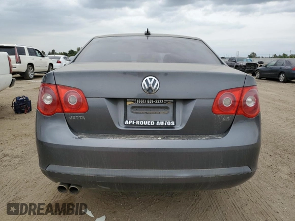 2006 Volkswagen Jetta z VIN 3VWDG71K66M748387, wystawiony jako Copart lot #55269553 z przebiegiem 141 937 mil mil oraz Czysty tytuł • Clean title. Historia ofert i sprzedaży dostępna na DreamBid. Obrazek 6.