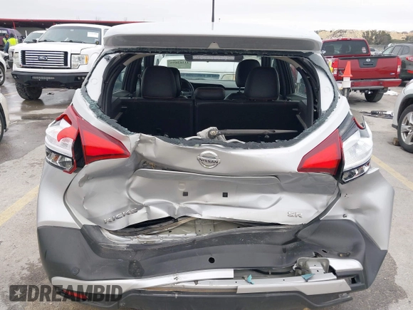 2019 Nissan Kicks S with VIN 3N1CP5CU0KL568570, listed as a IAAI auction lot 41562696 with 85,141 mi miles and . Bid and sale history available at carsss.com. Image 6.