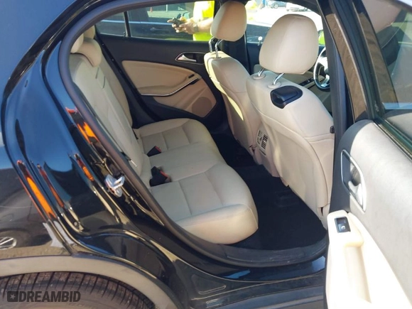2016 Mercedes-Benz GLA with VIN WDCTG4GB5GJ197978, listed as a IAAI auction lot 41194006 with 178,671 mi miles. Bid and sale history available at carsss.com. Image 8.
