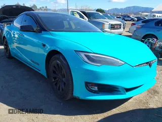 2018 Tesla Model S 75D with VIN 5YJSA1E29JF263418, listed as a IAAI auction lot 41682037 with 84,764 mi miles and . Bid and sale history available at DreamBid. Image 1.