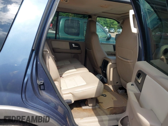 2003 Ford Expedition Eddie Bauer with VIN 1FMFU17L53LC37991, listed as a IAAI auction lot 42632604 with 362,014 mi miles and . Bid and sale history available at DreamBid. Image 8.